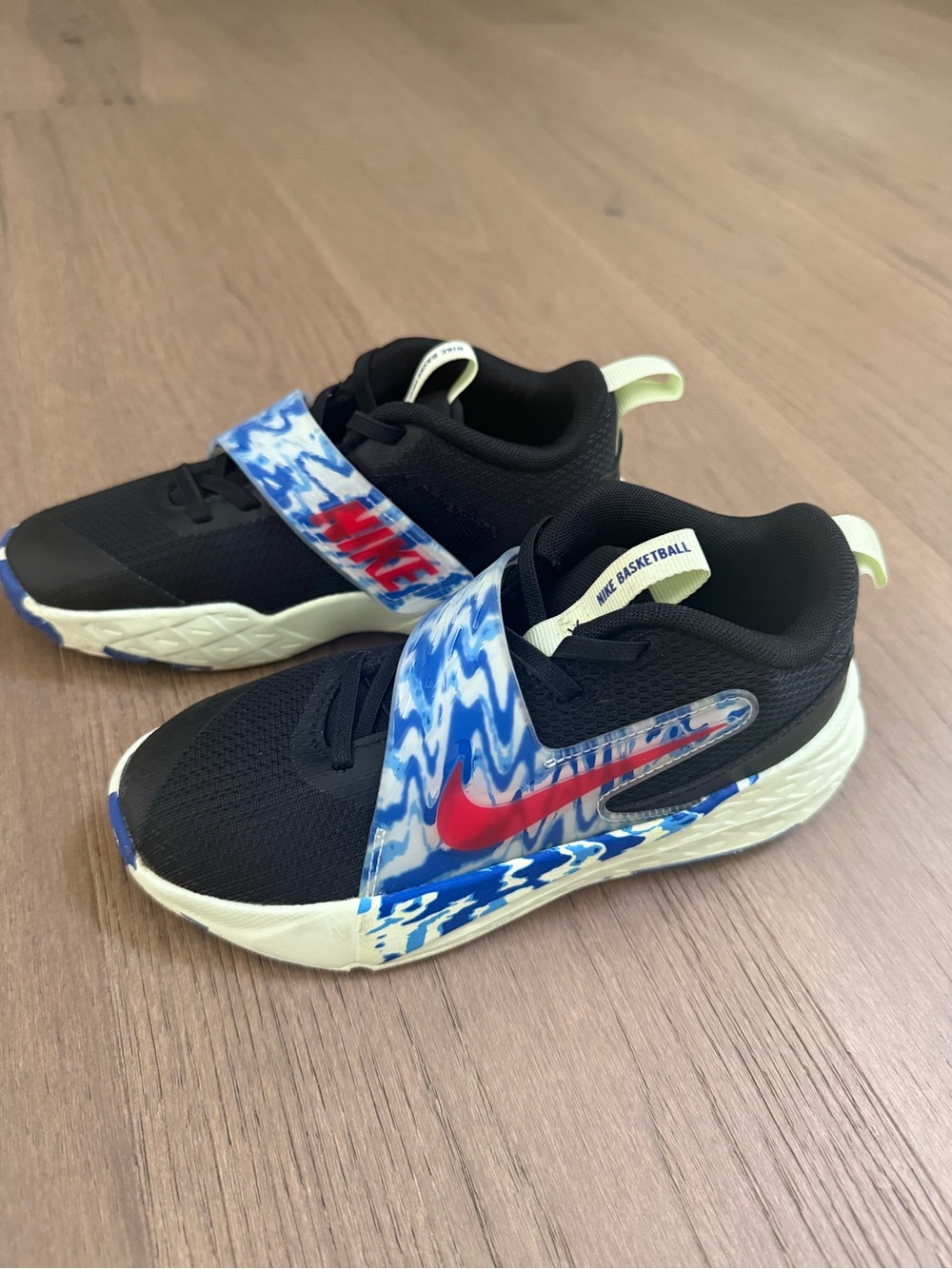 Nike Team Hustle D 12 Basketball Shoes Boys 2Y Black Blue
